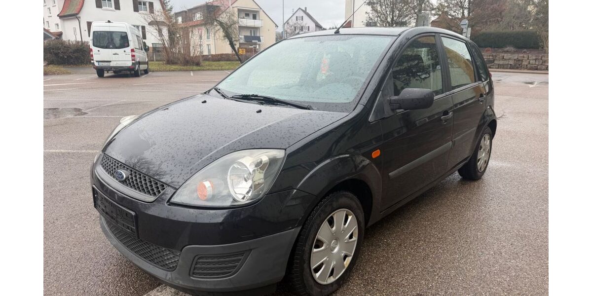 Ford Fiesta 135.185 km 2.950 &euro; Ellwangen 73479