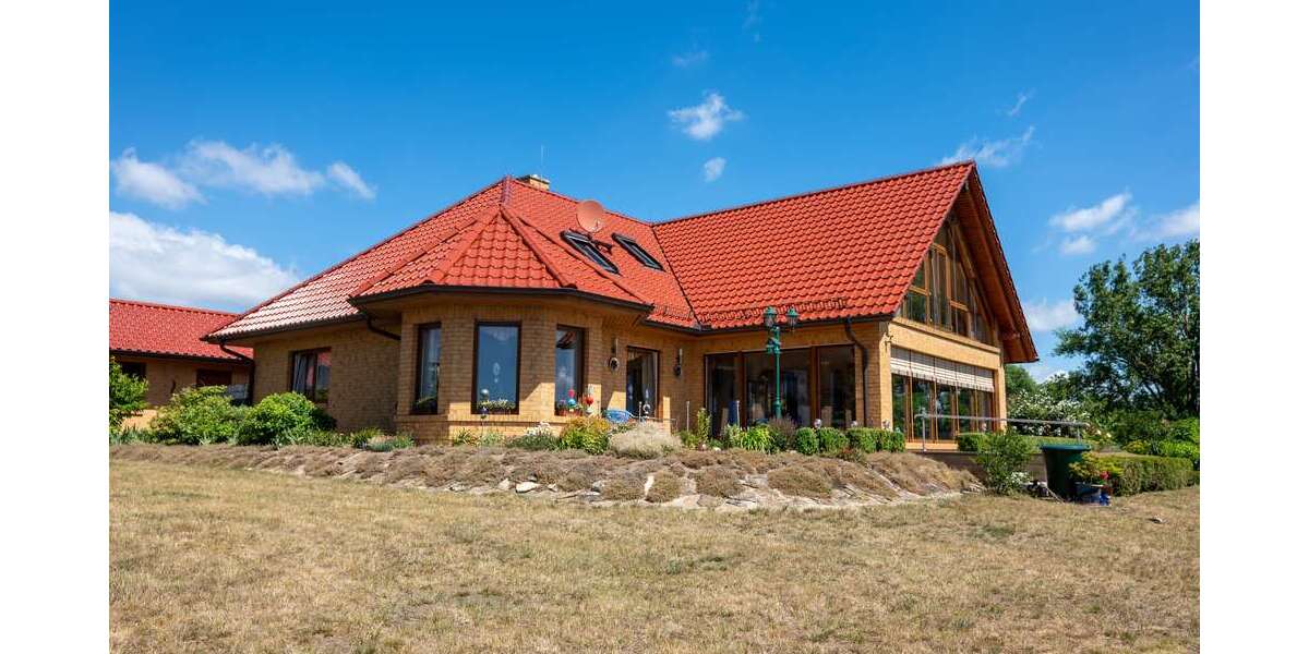Einfamilienhaus Grünow - 5 Zimmer, 225 m&sup2;, 895.000&euro; | Angebot:26067418