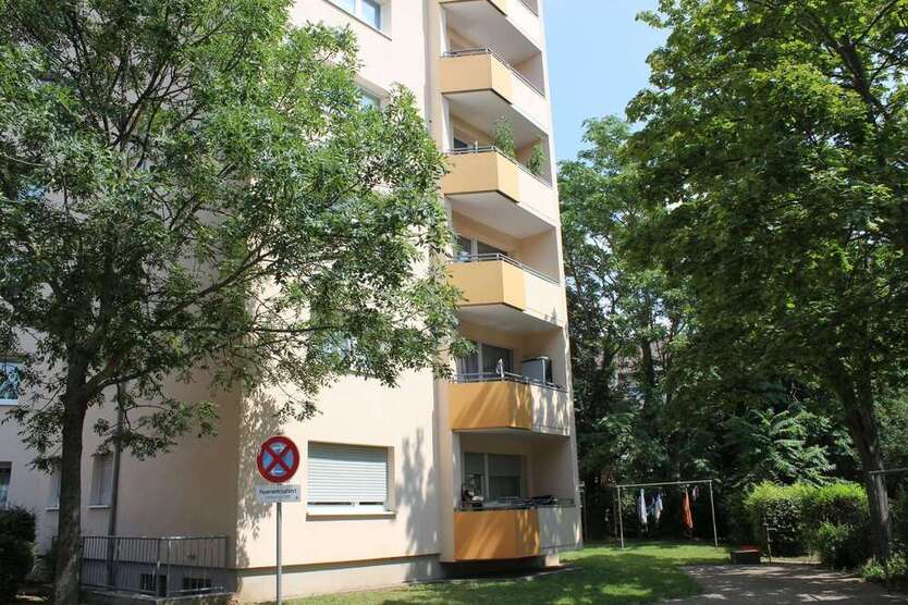 Wohnung zum Kaufen in Bischofsheim 209.300 € 73.2 m² 3 zimmer