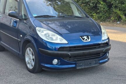 Peugeot 1007 67.169 km 3.700 &euro; Trier 54292