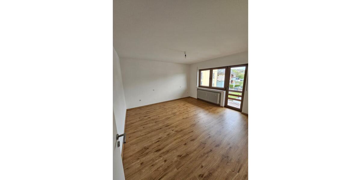 Etagenwohnung Irrel - 4 Zimmer, 110 m&sup2;, 1.200&euro; | Angebot:26237379