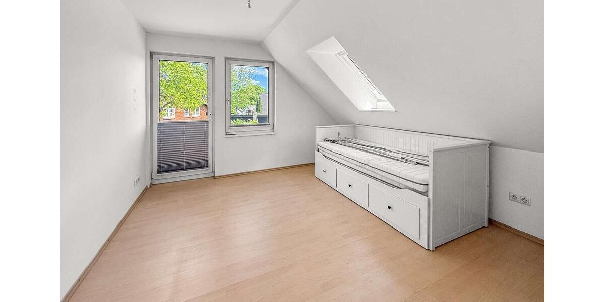 Doppelhaushälfte Heide - 4 Zimmer, 150 m&sup2;, 1.865&euro; | Angebot:25169953