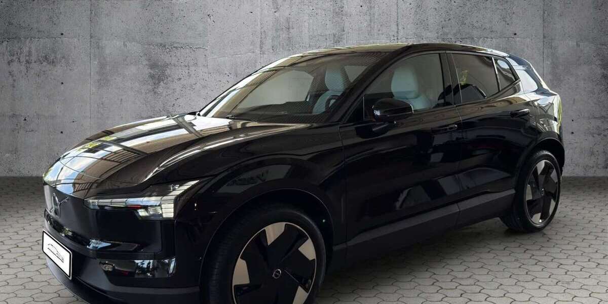 Volvo EX30 2.500 km 48.490 &euro; Überlingen 88662