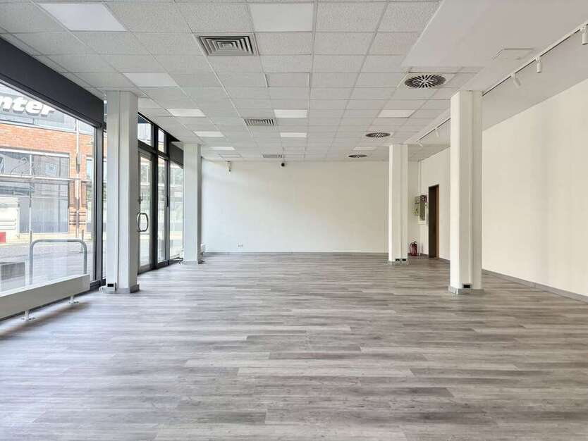 Einzelhandel in Potsdam Drewitz 2.235 € 149 m²