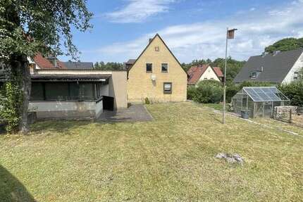Haus Grafenwöhr - 7 Zimmer, 137 m&sup2;, 130.000&euro; | Angebot:27138968