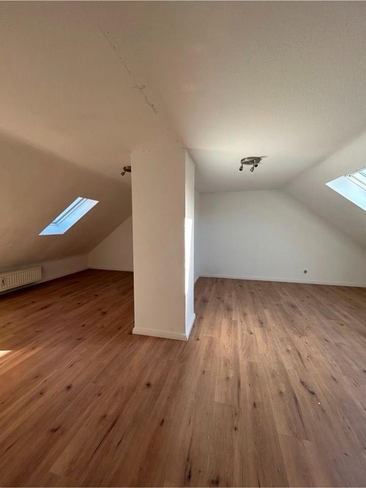 2 ZKB Dachgeschoss Wohnung - Dudweiler