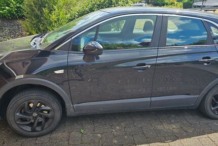 Opel Crossland (X) 103.000 km 8.500 &euro; Hilchenbach 57271