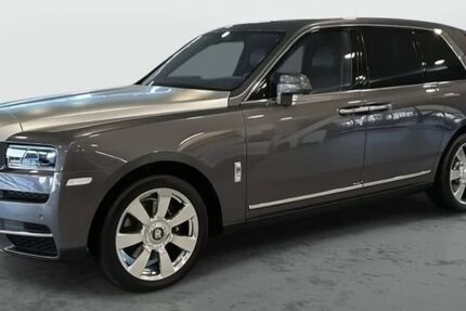 Rolls Royce Cullinan 21.035 km 315.350 &euro; Baierbrunn 82065