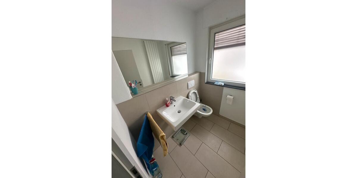 Reihenhaus Lage - 3 Zimmer, 120 m&sup2;, 975&euro; | Angebot:25157907