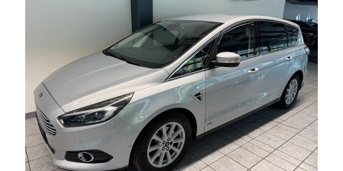 Ford S-Max 102.027 km 15.987 &euro; Nagold 72202