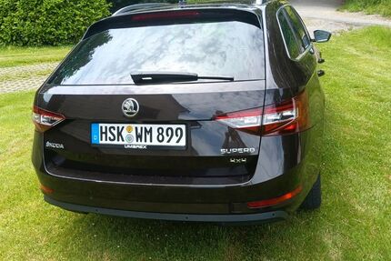Skoda Superb 232.222 km 13.999 &euro; Hilchenbach 57271