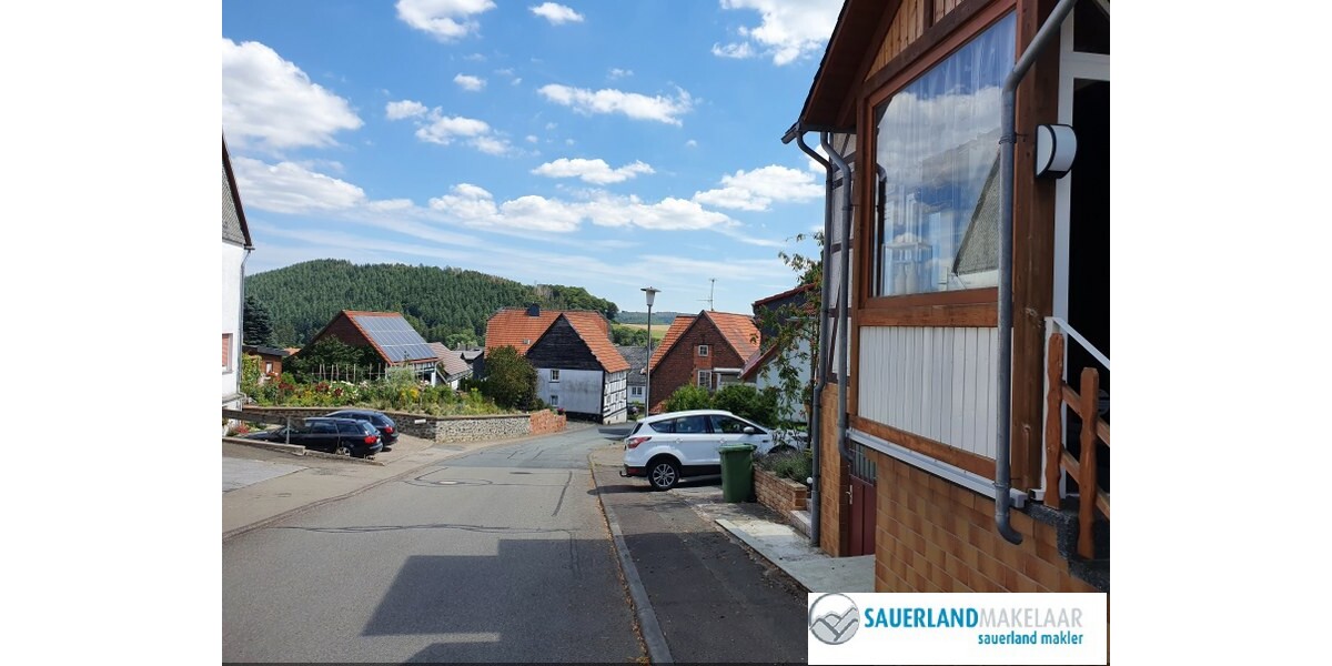 Freistehendes Haus mit Aussicht in Stormbruch - Einfamilienhaus Diemelsee-Stormbruch Stormbruch | Angebot:8767926