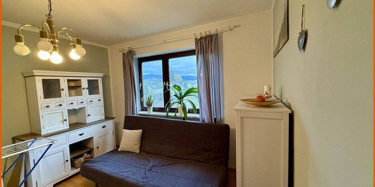 Einfamilienhaus Viechtach - 8 Zimmer, 205 m&sup2;, 339.000&euro; | Angebot:25727066