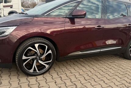 Renault Scenic 49.000 km 19.400 &euro; Berlin 13581