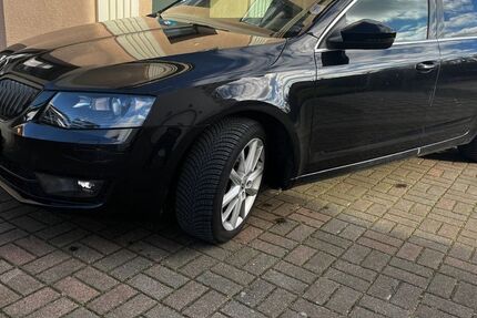 Skoda Octavia 185.000 km 6.900 € Kühlungsborn 18225