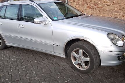 Mercedes-Benz E 200 235.000 km 1.700 &euro; Blankenheim 53945
