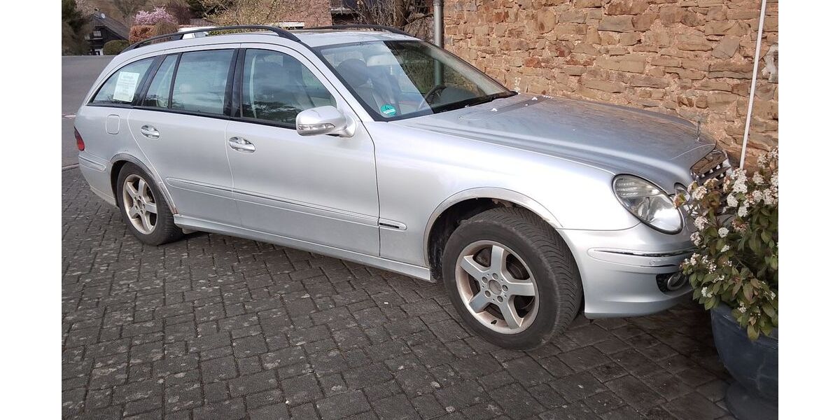 Mercedes-Benz E 200 235.000 km 1.700 &euro; Blankenheim 53945