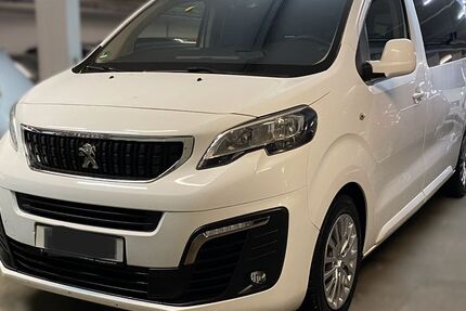 Peugeot Traveller 150.783 km 14.900 &euro; Berlin 12347