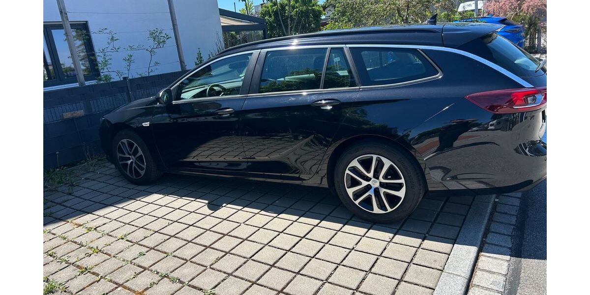 Opel Insignia 70.000 km 14.300 &euro; Putzbrunn 85640