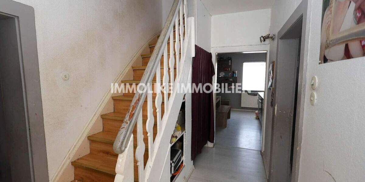 Mehrfamilienhaus, Wohnhaus Bad Brückenau - 8 Zimmer, 238 m&sup2;, 179.000&euro; | Angebot:25815792