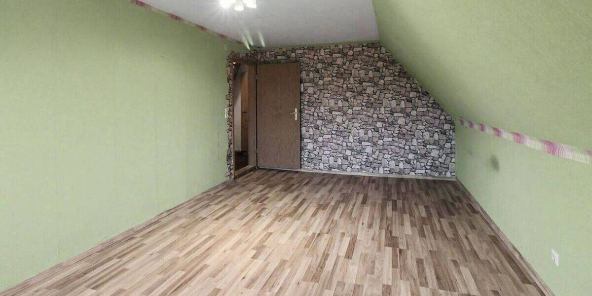 Einfamilienhaus Chemnitz Grüna - 5 Zimmer, 140 m&sup2;, 200.000&euro; | Angebot:26699080