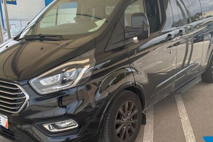 Ford Tourneo Custom 51.500 km 44.990 € Tuttlingen 78532