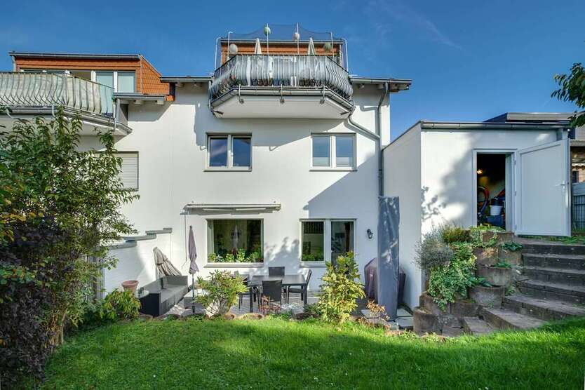 Haus zum Kaufen in Herzogenrath 459.000 € 158.08 m² 6 zimmer