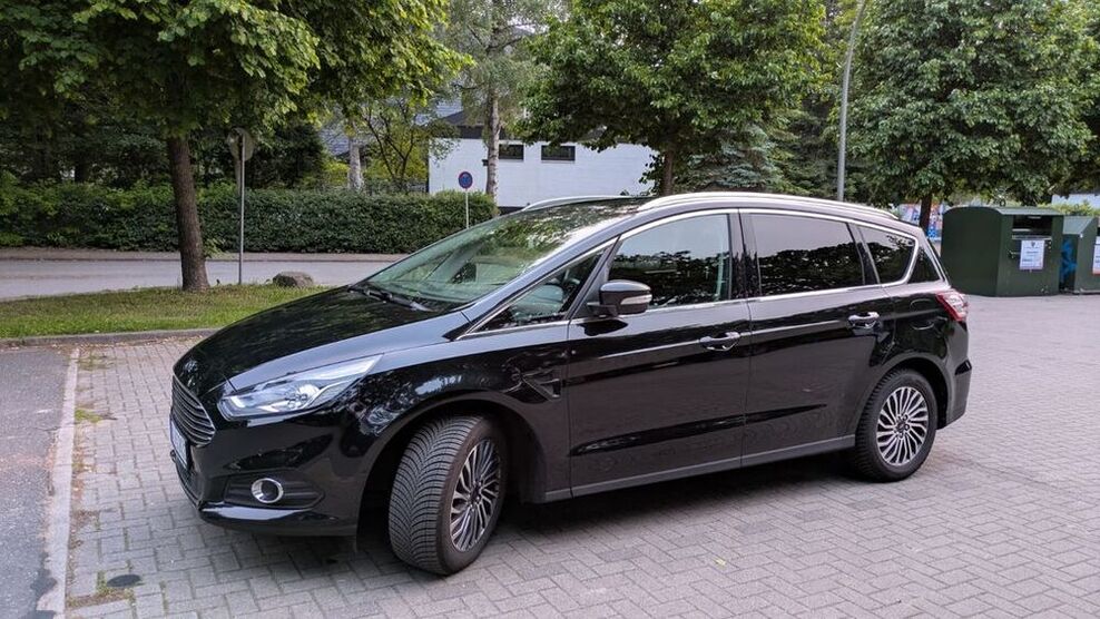 S-Max