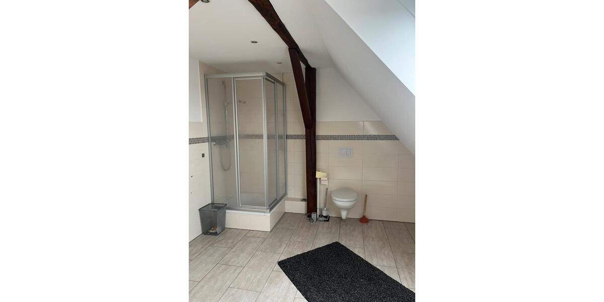 Etagenwohnung Blomberg - 4 Zimmer, 150 m&sup2;, 850&euro; | Angebot:25364972