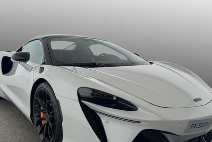 McLaren Artura 2.000 km 339.940 &euro; Nürnberg 90441