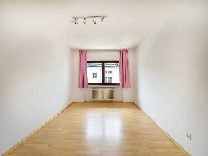 Top-Investment in Karlsruhe: 2-Zimmer-Wohnung mit Balkon und Wertsteigerungschance