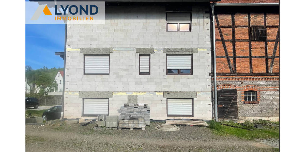 Einfamilienhaus Brotterode- Trusetal Trusetal - 5 Zimmer, 208 m&sup2;, 105.000&euro; | Angebot:25773071