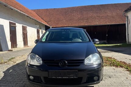 VW Golf 217.994 km 2.800 € Mallersdorf-Pfaffenberg 84066