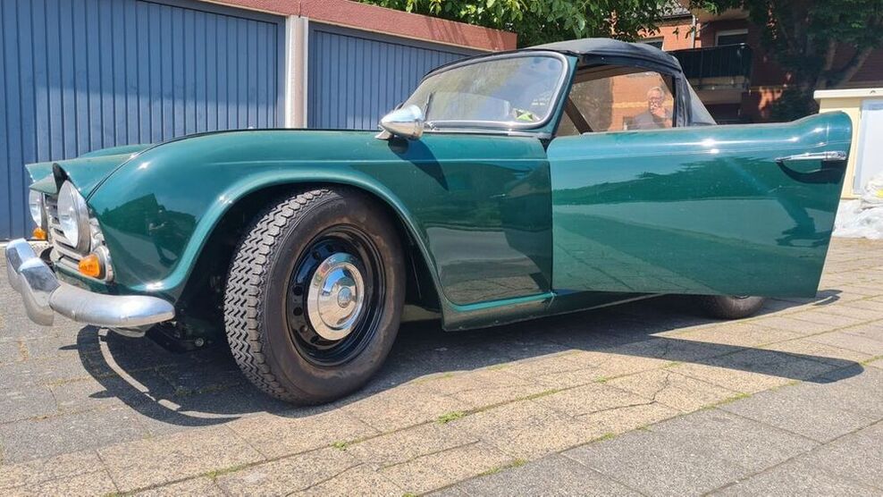 TR4