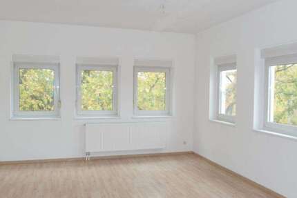 Wohnung zum Mieten in Senftenberg 460 € 72.8 m² 2 zimmer