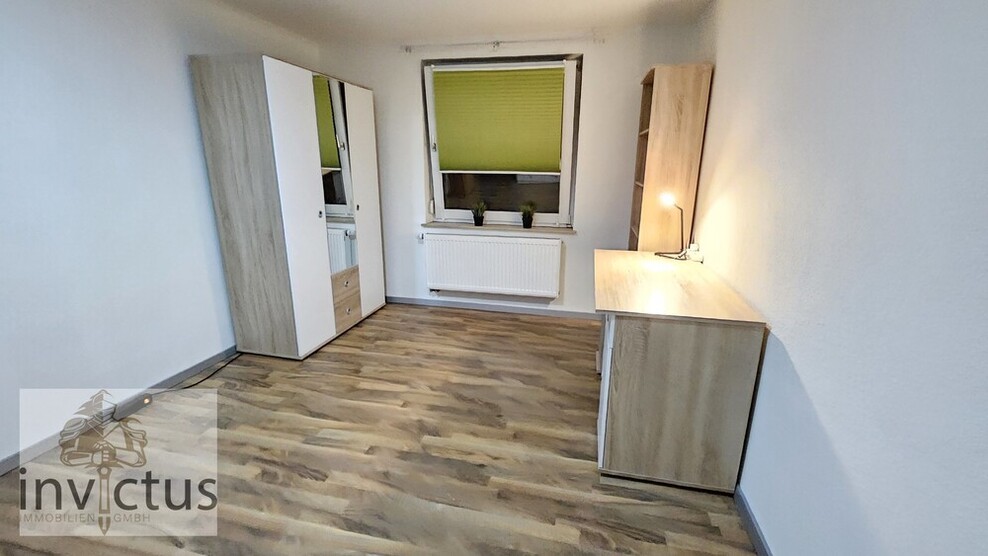 2015 sanierte 3 Zimmer Wohnung mit Balkon, Küche und Bad 3 zimmer