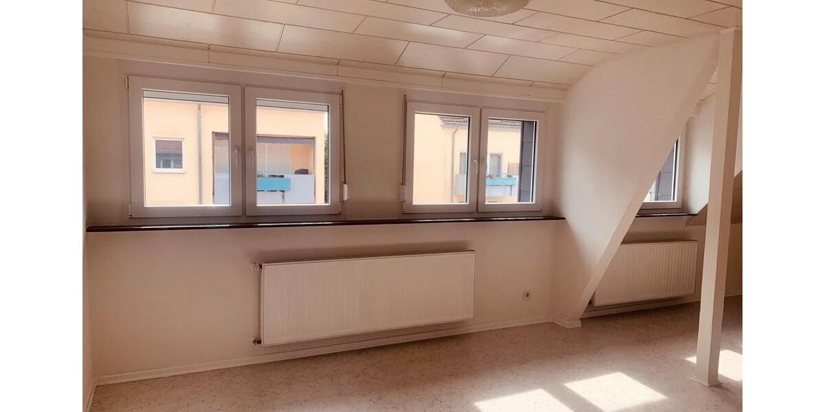 Dachgeschoßwohnung Saarbrücken Eschberg - 3 Zimmer, 78 m&sup2;, 159.000&euro; | Angebot:26858145