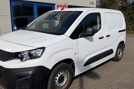 Peugeot Partner 132.800 km 9.499 &euro; Bochum 44894