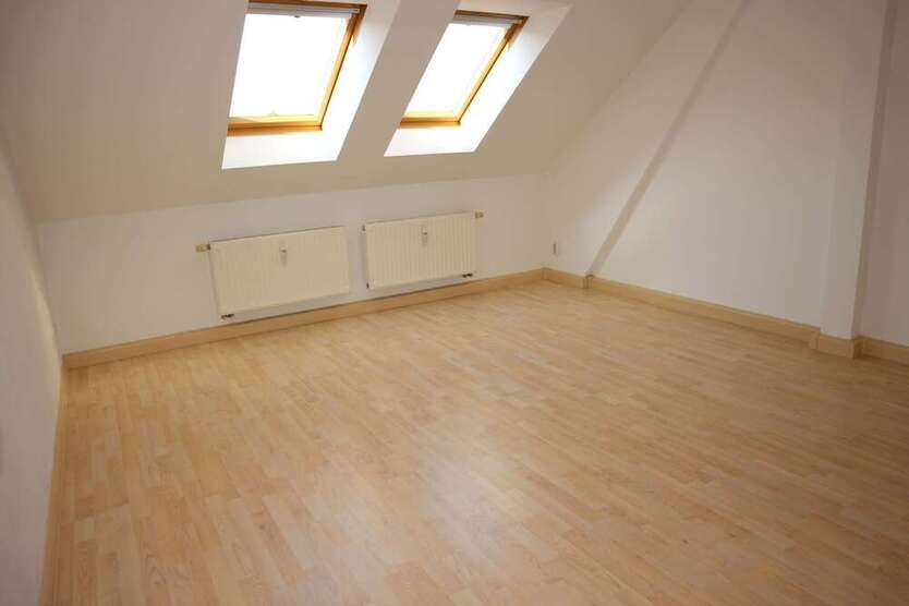 Wohnung zum Mieten in Chemnitz 285 € 56.96 m²