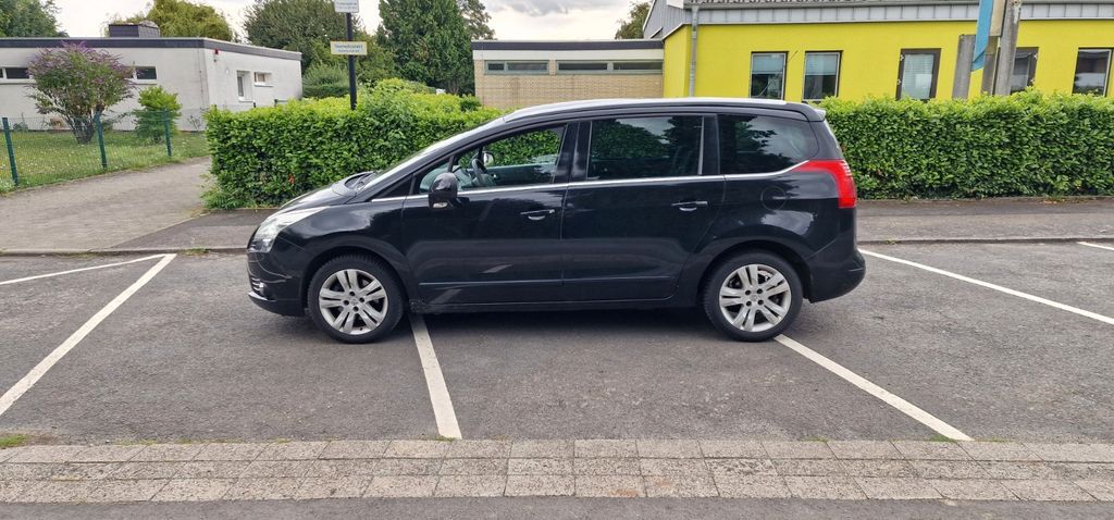 Peugeot 5008 210.000 km 4.500 € Rosbach 61191