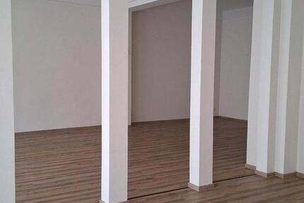 Gewerbeobjekt Ebersbach - 700&euro; | Angebot:24262050