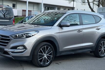 Hyundai TUCSON 159.000 km 12.500 &euro; Ludwigshafen 67059