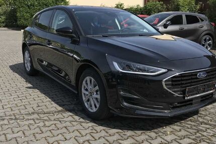 Ford Focus 25.863 km 17.380 &euro; Marburg 35043