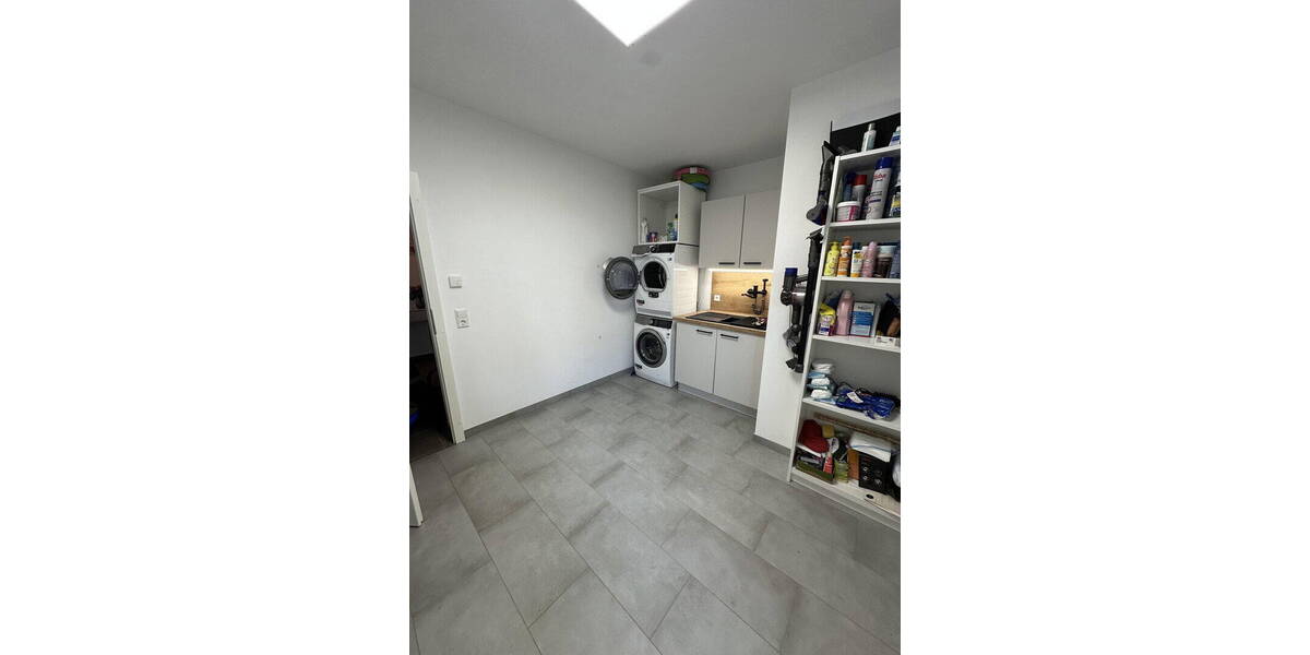 Einfamilienhaus Sankt Katharinen (Landkreis Neuwied) - 7 Zimmer, 180 m&sup2;, 2.400&euro; | Angebot:26806002