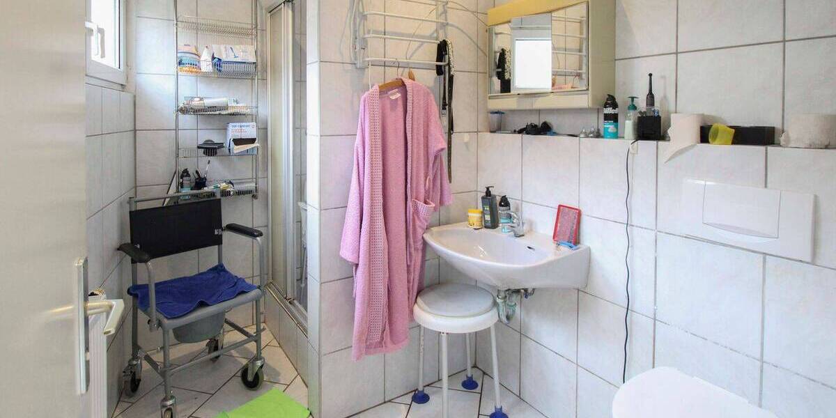 Einfamilienhaus Karlsruhe Beiertheim-Bulach - 5 Zimmer, 142 m&sup2;, 410.000&euro; | Angebot:26695482