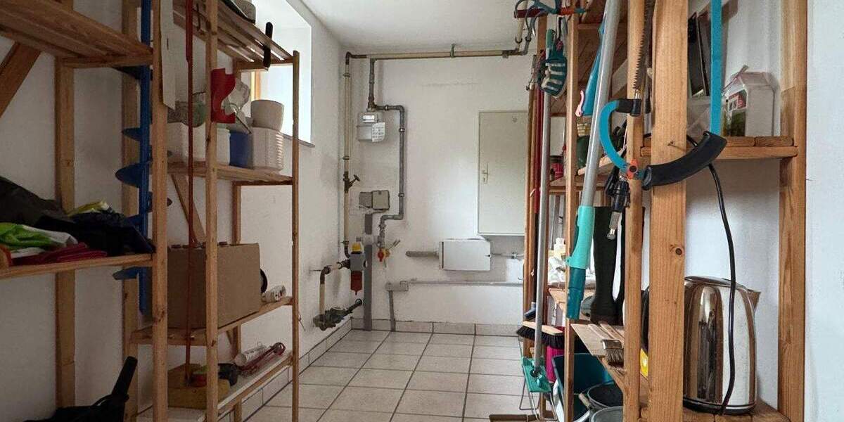 Bungalow Bad Nenndorf - 2 Zimmer, 96 m&sup2;, 415.000&euro; | Angebot:25043326