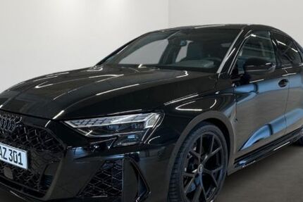 Audi RS3 2.500 km 69.680 &euro; Düsseldorf 40233
