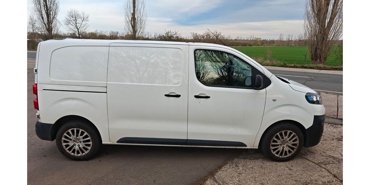 Opel Vivaro 57.000 km 14.000 &euro; Bad Lauchstädt 06246