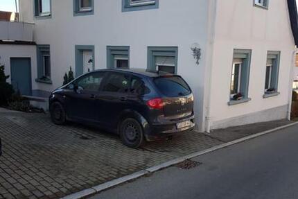 Haus Albstadt - 3 Zimmer, 100 m&sup2;, 750&euro; | Angebot:26019659