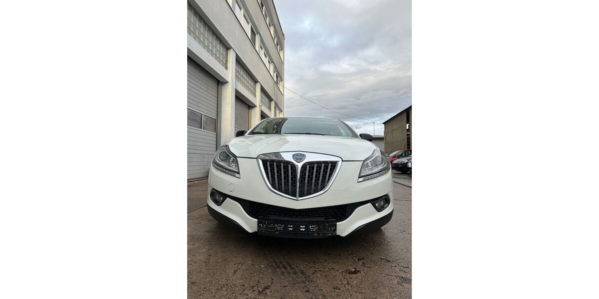 Lancia Delta 96.618 km 5.500 &euro; Stuttgart 70469